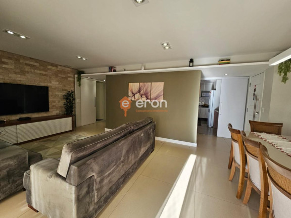 Imagem Apartamento com 3 Quartos à Venda, 130 m²