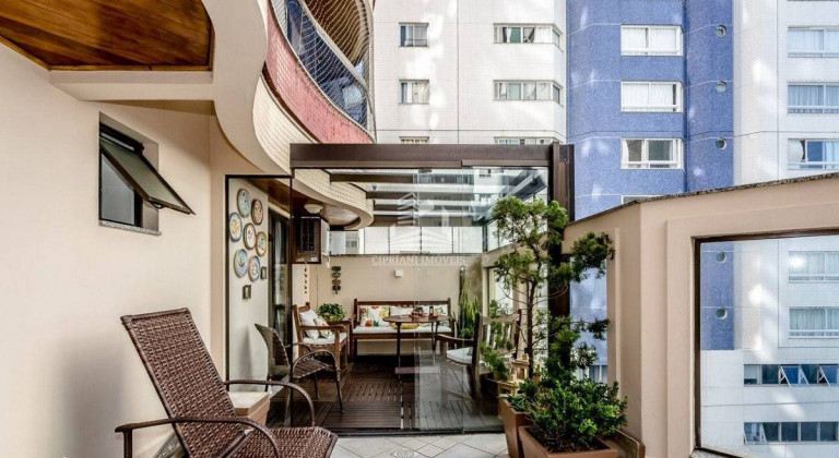 Imagem Apartamento com 3 Quartos à Venda,  em Centro - Balneário Camboriú