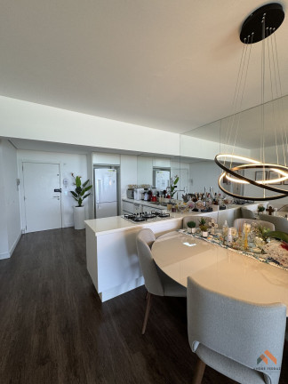 Imagem Apartamento com 2 Quartos à Venda, 102 m²
