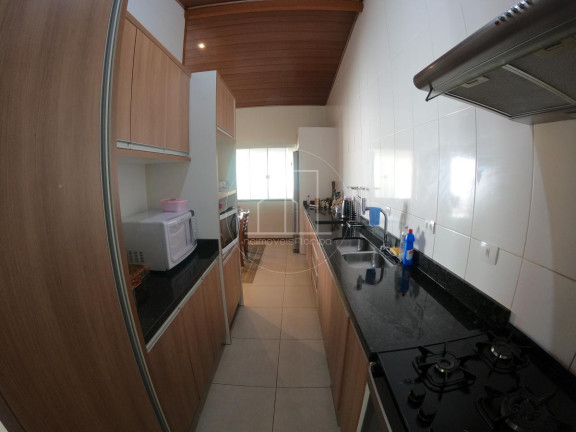 Imagem Casa com 7 Quartos à Venda, 250 m² em São João Do Rio Vermelho - Florianópolis Imagem Casa com 7 Quartos à Venda, 250 m² em São João Do Rio Vermelho - Florianópolis