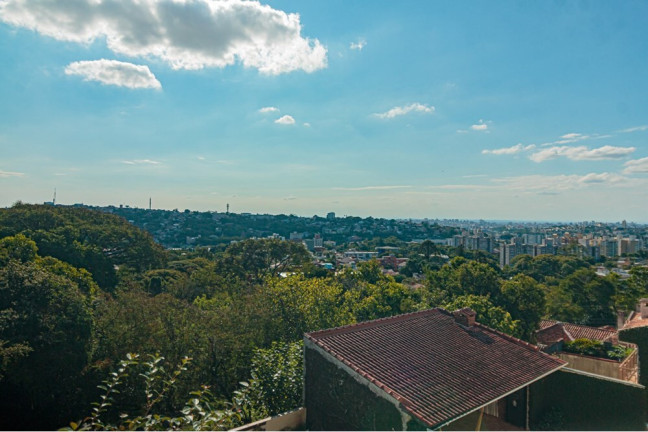 Imagem Casa com 4 Quartos à Venda, 278 m² em Teresópolis - Porto Alegre Imagem Casa com 4 Quartos à Venda, 278 m² em Teresópolis - Porto Alegre