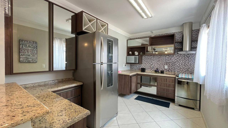 Imagem Sobrado com 3 Quartos à Venda, 180 m² em Jardim Hípica Pinheiro - Taubaté