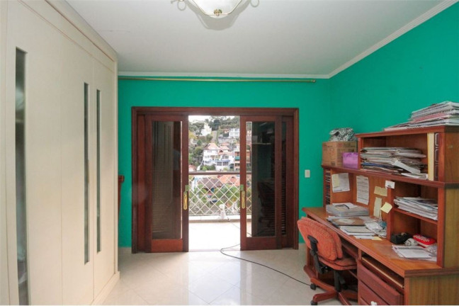 Imagem Casa com 4 Quartos à Venda, em Tremembé - São Paulo Imagem Casa com 4 Quartos à Venda, em Tremembé - São Paulo