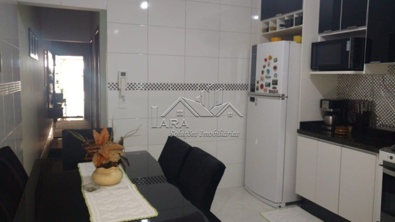 Imagem Sobrado com 3 Quartos à Venda, em Vila Ré - São Paulo Imagem Sobrado com 3 Quartos à Venda, em Vila Ré - São Paulo