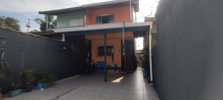 Imagem Sobrado com 2 Quartos à Venda, 180 m² em Peruíbe Imagem Sobrado com 2 Quartos à Venda, 180 m² em Peruíbe