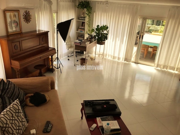 Imagem Apartamento com 4 Quartos à Venda, 310 m² em Real Parque - São Paulo Imagem Apartamento com 4 Quartos à Venda, 310 m² em Real Parque - São Paulo