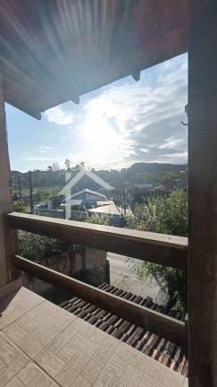 Imagem Sobrado com 7 Quartos à Venda, 194 m² em Parque Guarani - Joinville Imagem Sobrado com 7 Quartos à Venda, 194 m² em Parque Guarani - Joinville