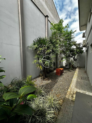 Imagem Casa com 3 Quartos à Venda,  em Iririú - Joinville
