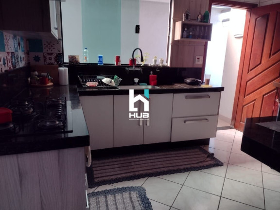 Imagem Casa com 2 Quartos à Venda, 80 m²