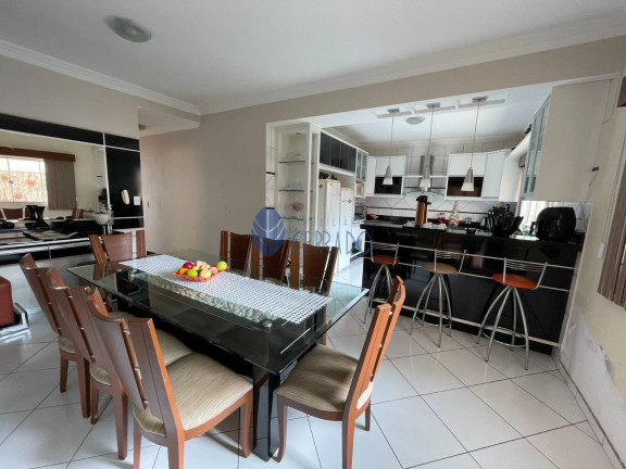 Imagem Sobrado com 4 Quartos à Venda, 300 m² em Parque Brasília 2ª Etapa - Anápolis Imagem Sobrado com 4 Quartos à Venda, 300 m² em Parque Brasília 2ª Etapa - Anápolis