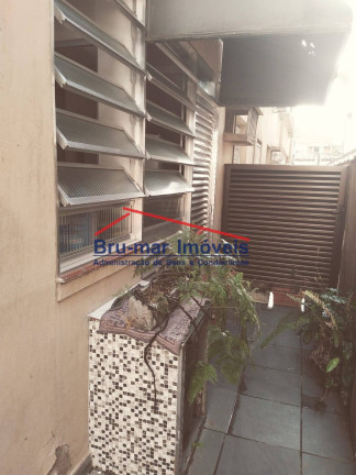 Imagem Apartamento com 2 Quartos à Venda, 74 m² em Gonzaga - Santos Imagem Apartamento com 2 Quartos à Venda, 74 m² em Gonzaga - Santos