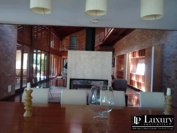 Imagem Casa de Condomínio com 5 Quartos à Venda, 2 m² em Cruz Das Almas - Itu Imagem Casa de Condomínio com 5 Quartos à Venda, 2 m² em Cruz Das Almas - Itu