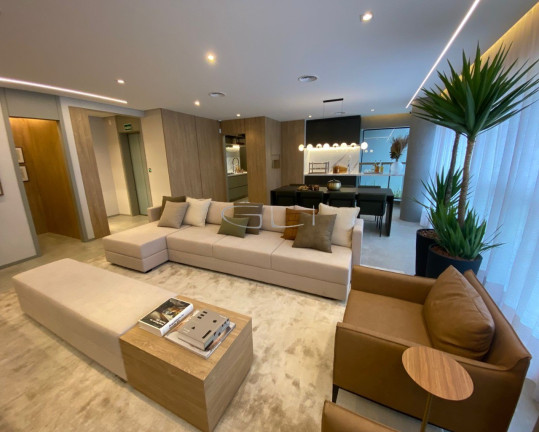 Imagem Imóvel com 3 Quartos à Venda, 131 m² em Vila Mariana - São Paulo