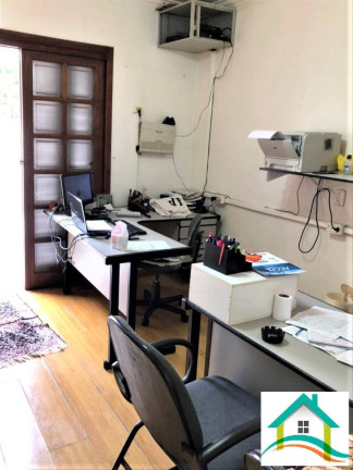 Imagem Casa com 3 Quartos à Venda, em Santa Maria - Santo André Imagem Casa com 3 Quartos à Venda, em Santa Maria - Santo André