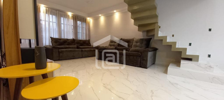 Imagem Casa com 3 Quartos à Venda, 225 m² em Parque Das Nações - Poços De Caldas Imagem Casa com 3 Quartos à Venda, 225 m² em Parque Das Nações - Poços De Caldas