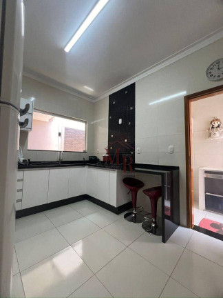 Imagem Casa com 3 Quartos à Venda, 145 m² em Parque Residencial Do Lago - Votuporanga