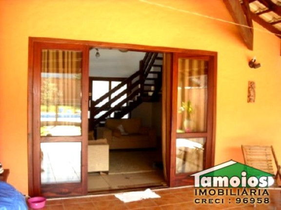 Imagem Sobrado com 4 Quartos à Venda, em Vila Verde - Ubatuba Imagem Sobrado com 4 Quartos à Venda, em Vila Verde - Ubatuba