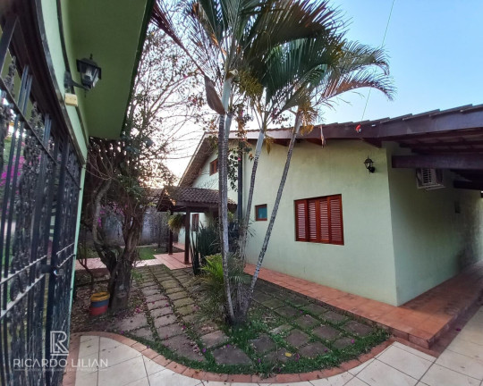 Imóvel com 3 Quartos à Venda, 1.100 m² em Jardim Estância Brasil - Atibaia