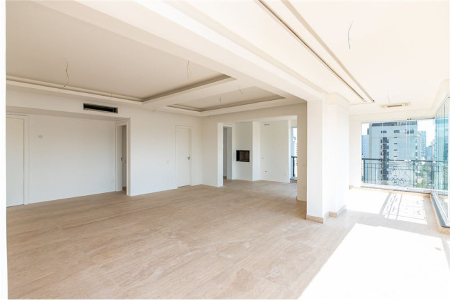 Imagem Imóvel com 3 Quartos à Venda, em Moema - São Paulo Imagem Imóvel com 3 Quartos à Venda, em Moema - São Paulo