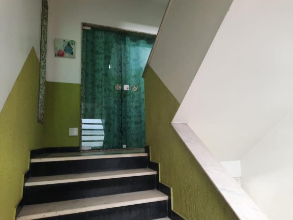 Imagem Imóvel com 6 Quartos para Alugar, 218 m² em Campo Grande - Rio De Janeiro Imagem Imóvel com 6 Quartos para Alugar, 218 m² em Campo Grande - Rio De Janeiro