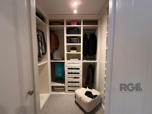 Imagem Apartamento com 3 Quartos à Venda, 172 m² em Jardim Lindóia - Porto Alegre Imagem Apartamento com 3 Quartos à Venda, 172 m² em Jardim Lindóia - Porto Alegre
