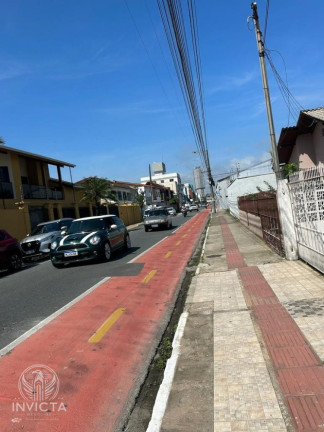 Imagem Sobrado com 6 Quartos à Venda, 453 m² em Centro - Balneário Camboriú Imagem Sobrado com 6 Quartos à Venda, 453 m² em Centro - Balneário Camboriú