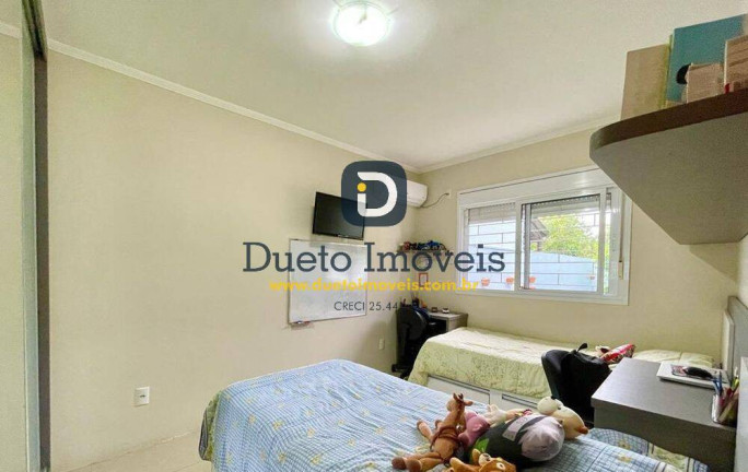 Imagem Casa com 2 Quartos à Venda, 81 m² em Camobi - Santa Maria