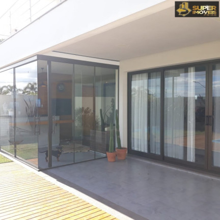 Imagem Casa com 3 Quartos à Venda, 420 m² em Laranjal - Pelotas Imagem Casa com 3 Quartos à Venda, 420 m² em Laranjal - Pelotas