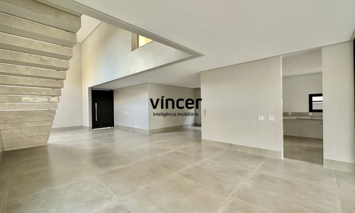 Imagem Casa com 4 Quartos à Venda, 376 m² em Jardins Verona - Goiânia Imagem Casa com 4 Quartos à Venda, 376 m² em Jardins Verona - Goiânia