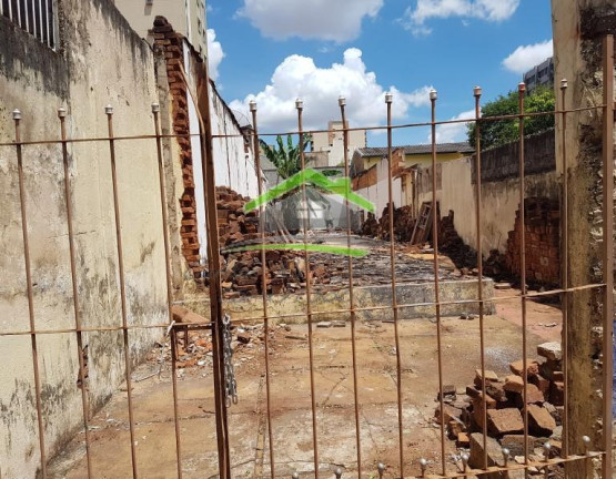Terreno à Venda, 215 m² em Centro - Ribeirão Preto