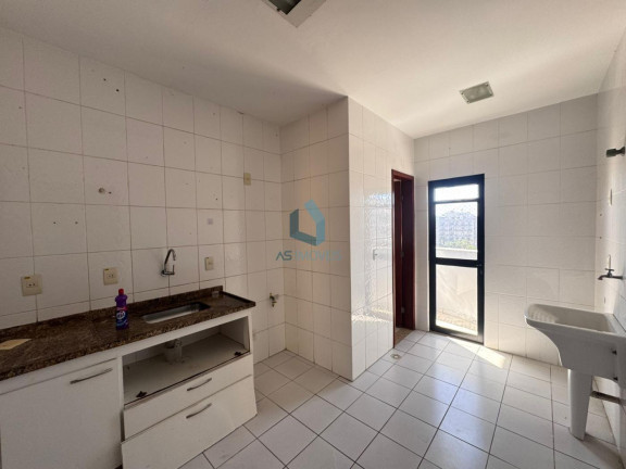 Imagem Apartamento com 3 Quartos para Alugar, 120 m² em Algodoal - Cabo Frio