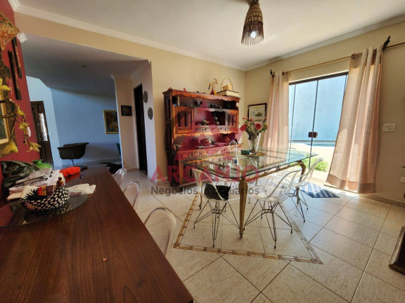 Imagem Casa com 3 Quartos à Venda, 1.200 m² em Caraguatá - Mairiporã Imagem Casa com 3 Quartos à Venda, 1.200 m² em Caraguatá - Mairiporã