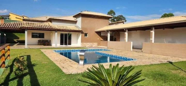 Imagem Chácara com 4 Quartos à Venda, 290 m² em Sorocamirim - Ibiúna