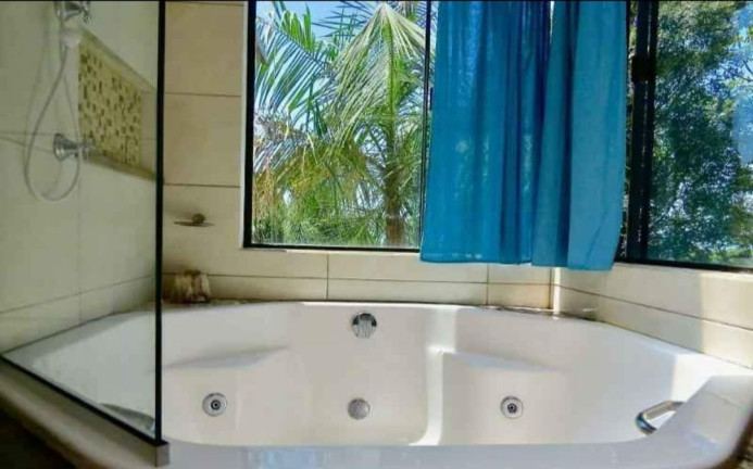 Imagem Casa com 3 Quartos à Venda, 250 m² em Macacu - Garopaba Imagem Casa com 3 Quartos à Venda, 250 m² em Macacu - Garopaba