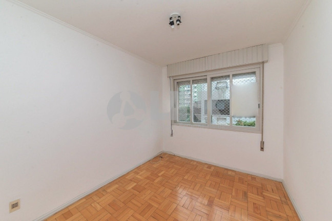 Imagem Apartamento com 3 Quartos à Venda, 94 m² em Petrópolis - Porto Alegre Imagem Apartamento com 3 Quartos à Venda, 94 m² em Petrópolis - Porto Alegre