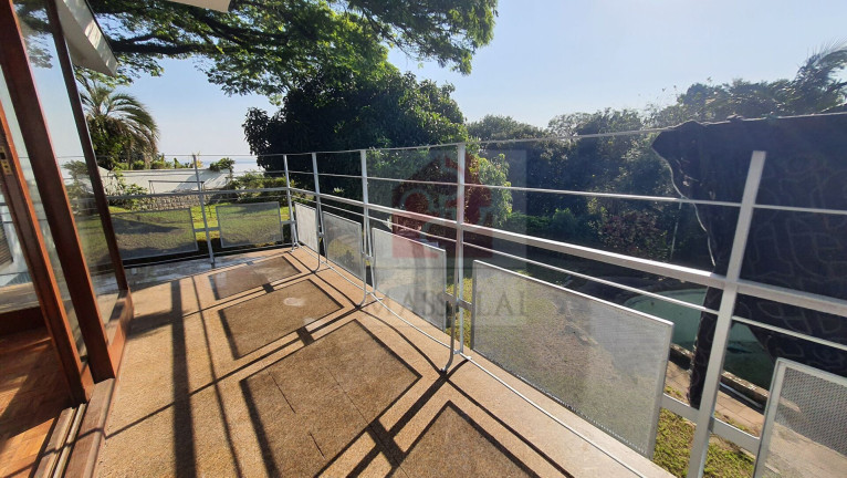 Imagem Casa com 3 Quartos à Venda, 300 m² em Santa Tereza - Porto Alegre Imagem Casa com 3 Quartos à Venda, 300 m² em Santa Tereza - Porto Alegre