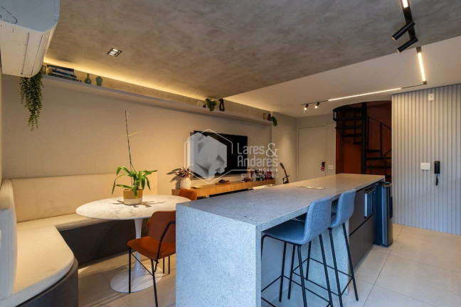 Imagem Imóvel com 2 Quartos à Venda, 58 m² em Moema - São Paulo Imagem Imóvel com 2 Quartos à Venda, 58 m² em Moema - São Paulo