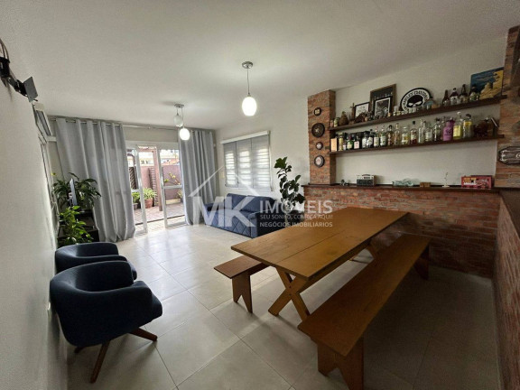 Imagem Sobrado com 4 Quartos à Venda, 234 m² em Maria Antonieta - Pinhais Imagem Sobrado com 4 Quartos à Venda, 234 m² em Maria Antonieta - Pinhais
