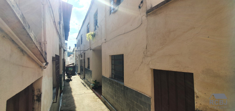 Imagem Casa com 26 Quartos à Venda, em João Pinheiro - Belo Horizonte Imagem Casa com 26 Quartos à Venda, em João Pinheiro - Belo Horizonte