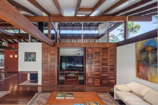 Imagem Casa com 3 Quartos à Venda, 274 m² em Granja Viana - Carapicuíba Imagem Casa com 3 Quartos à Venda, 274 m² em Granja Viana - Carapicuíba