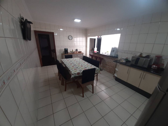 Imagem Casa com 3 Quartos à Venda, 240 m² em Jardim Dois Corações - Sorocaba Imagem Casa com 3 Quartos à Venda, 240 m² em Jardim Dois Corações - Sorocaba