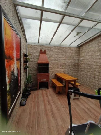 Casa à Venda,  em Caucaia Do Alto - Cotia