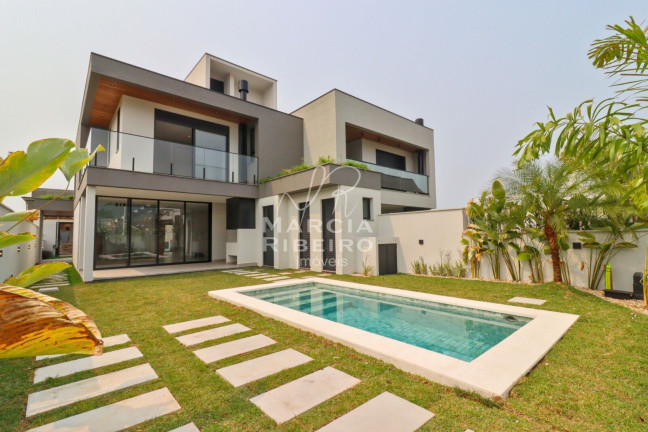 Imagem Casa com 3 Quartos à Venda, 237 m² em Lagoa Da Conceição - Florianópolis Imagem Casa com 3 Quartos à Venda, 237 m² em Lagoa Da Conceição - Florianópolis