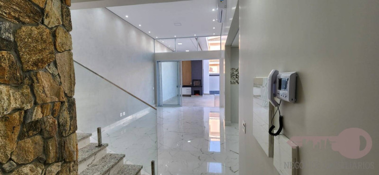 Imagem Casa com 3 Quartos à Venda, 300 m² em Sorocaba