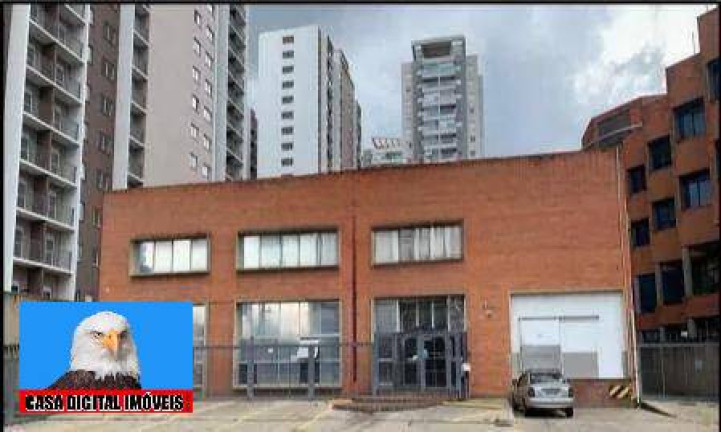 Galpão à Venda, 2.550 m² em Jardim Caravelas - São Paulo