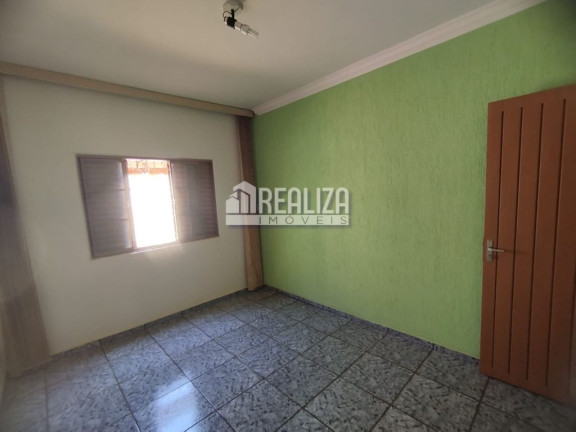 Imagem Casa com 2 Quartos à Venda, 220 m² em Santa Maria - Uberaba Imagem Casa com 2 Quartos à Venda, 220 m² em Santa Maria - Uberaba