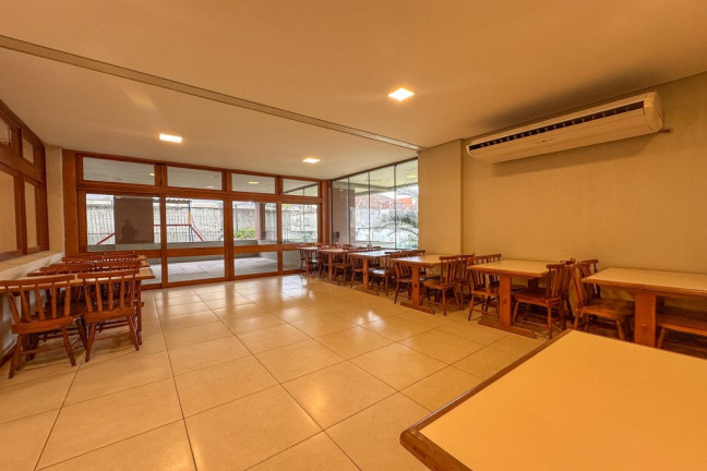 Imagem Apartamento com 3 Quartos à Venda, 120 m² em Menino Deus - Porto Alegre Imagem Apartamento com 3 Quartos à Venda, 120 m² em Menino Deus - Porto Alegre