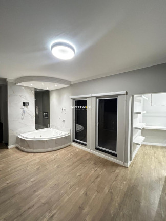 Imagem Casa com 3 Quartos à Venda, 267 m² Imagem Casa com 3 Quartos à Venda, 267 m²