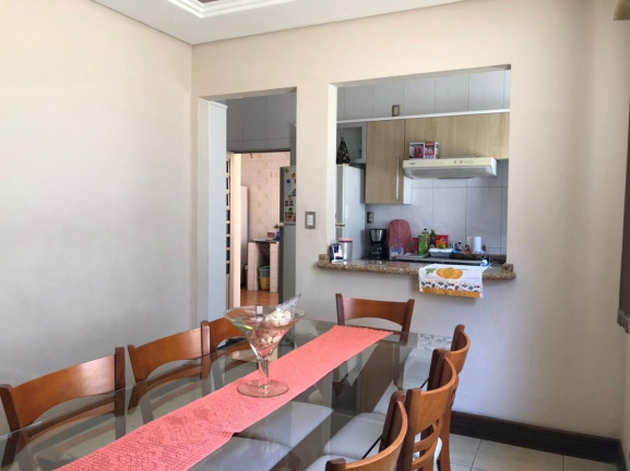Imagem Casa com 3 Quartos à Venda, 300 m² em Jardim Independência - Taubaté Imagem Casa com 3 Quartos à Venda, 300 m² em Jardim Independência - Taubaté