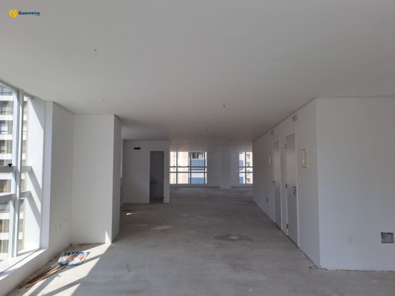 Imagem Sala Comercial à Venda, 303 m² em Centro - Florianópolis Imagem Sala Comercial à Venda, 303 m² em Centro - Florianópolis